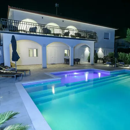 Gala * Trogir